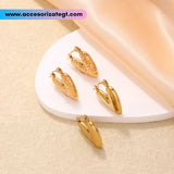 Aretes de Corazón con Acabado Martillado [AR1673]