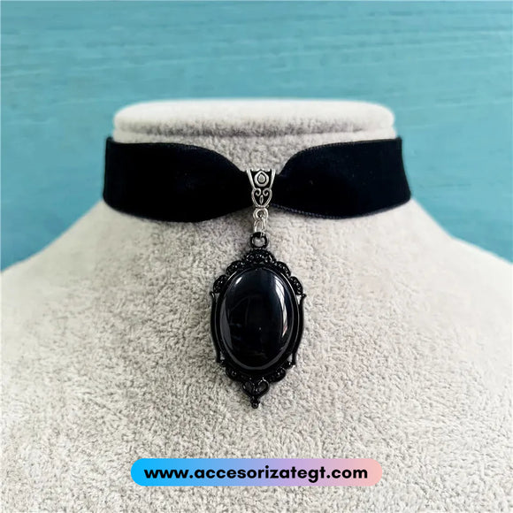Choker con Dije de Medallón Negro [CK200]