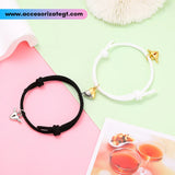 Set de Pulseras Magnéticas con Corazones Alados, Blanco y Negro [JP778]