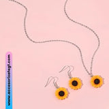 Set de Cadena y Aretes de Girasoles, Plata [OT711]